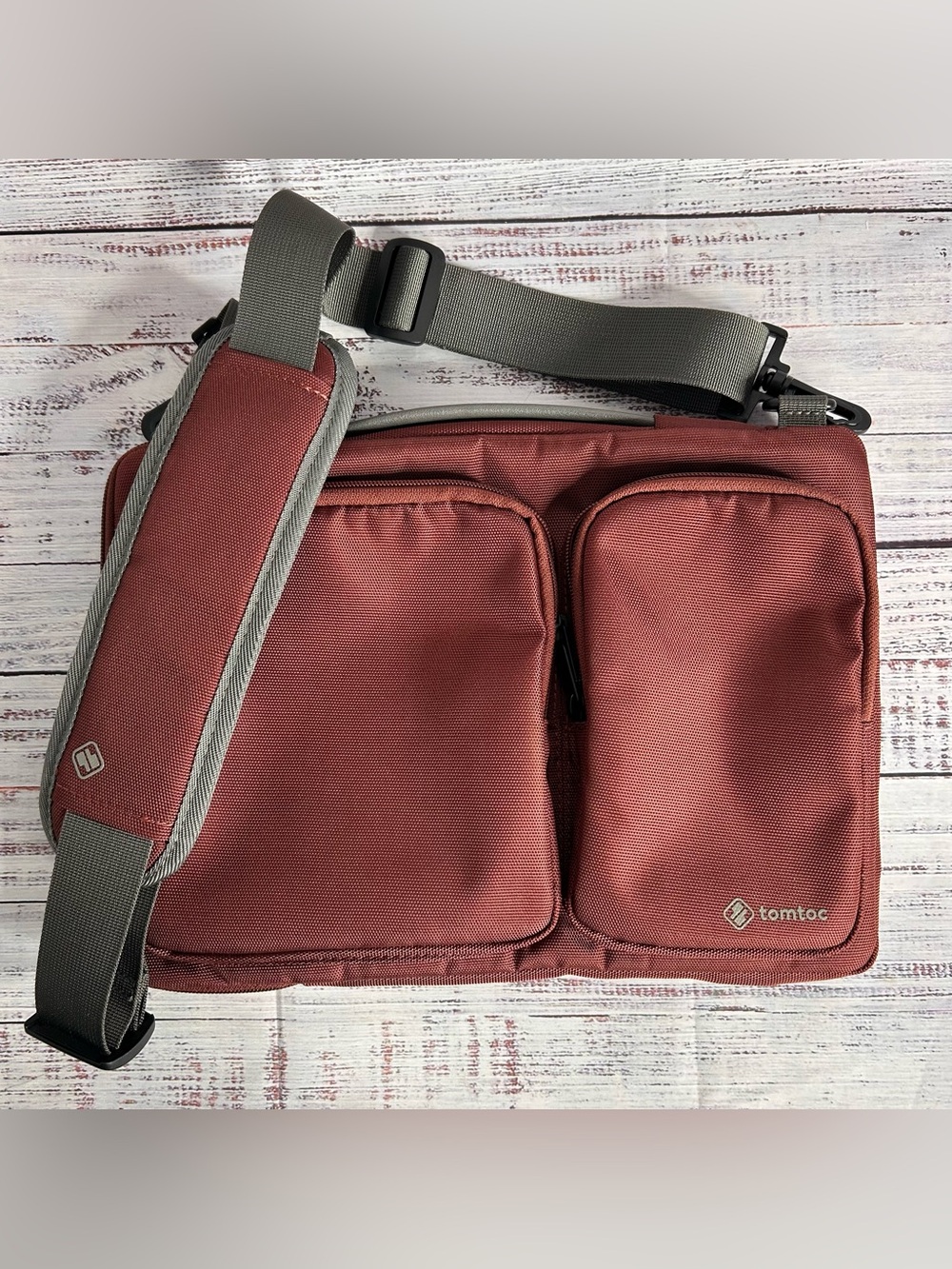 Tomtoc 360° Protective Laptop Shoulder Bag Maroon